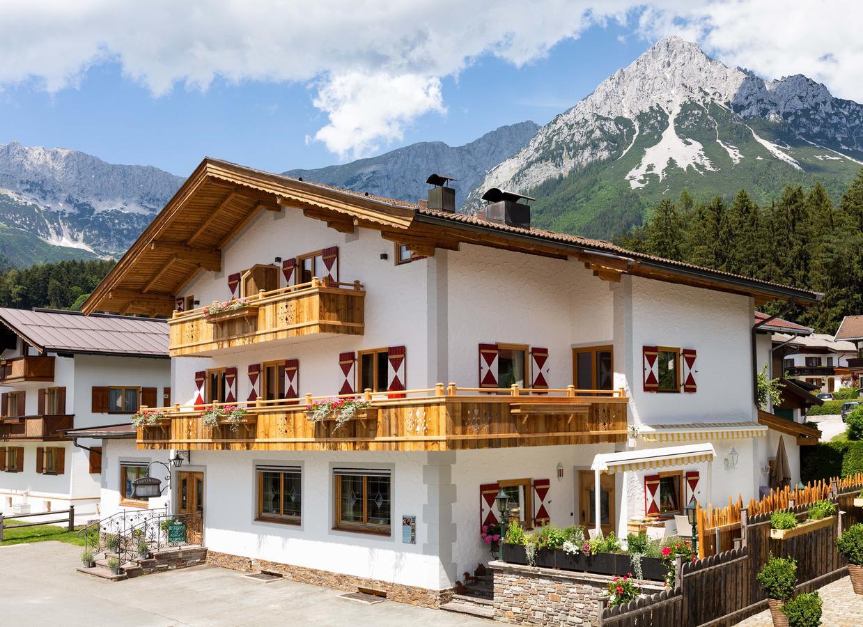 Landhotel Foehrenhof เอลล์เมา ภายนอก รูปภาพ