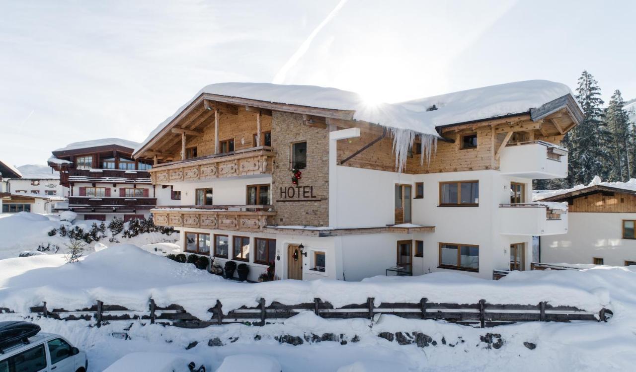 Landhotel Foehrenhof เอลล์เมา ภายนอก รูปภาพ